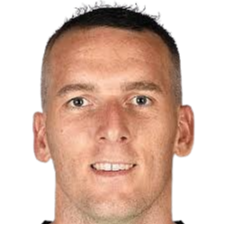 https://img.hyslbzc.com/img/football/player/e02d7d03db9d73e42d8d57d649ceaa49.png